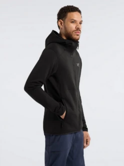 ARC'TERYX KYANITE AR HOODY MEN'S Black -Ski Uitrusting Verkoop scherm afbeelding 2022 12 06 om 13.44.23