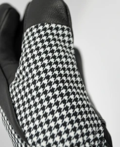 REUSCH GIORGIA R-TEX® XT Black / Pied De Poule -Ski Uitrusting Verkoop schermafbeelding 2021 11 04 om 12.24.09