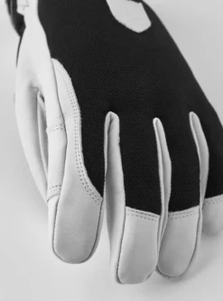 HESTRA ARMY LEATHER PATROL FEMALE Black -Ski Uitrusting Verkoop schermafbeelding 2022 02 04 om 17.38.36