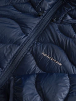 PEAK PERFORMANCE HELIUM DOWN HOOD WOMEN Blue Shadow 10 PEAK PERFORMANCE HELIUM DOWN HOOD WOMEN Blue Shadow -Ski Uitrusting Verkoop schermafbeelding 2022 03 29 om 12.25.08
