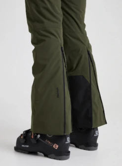 PEAK PERFORMANCE SHRED INSULATED 2L PANTS WOMEN Forest Night 19 PEAK PERFORMANCE SHRED INSULATED 2L PANTS WOMEN Forest Night -Ski Uitrusting Verkoop schermafbeelding 2022 11 01 om 15.00.46