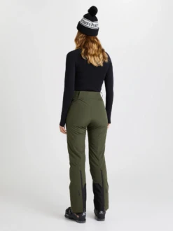 PEAK PERFORMANCE SHRED INSULATED 2L PANTS WOMEN Forest Night 18 PEAK PERFORMANCE SHRED INSULATED 2L PANTS WOMEN Forest Night -Ski Uitrusting Verkoop schermafbeelding 2022 11 01 om 15.00.54