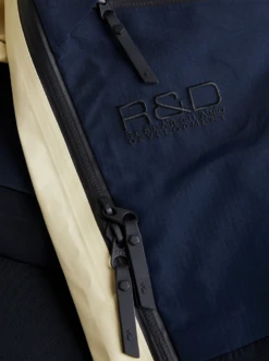 PEAK PERFORMANCE VERTICAL GORE-TEX PRO 3L BIB PANTS WOMEN Pale Blue 14 PEAK PERFORMANCE VERTICAL GORE-TEX PRO 3L BIB PANTS WOMEN Pale Blue -Ski Uitrusting Verkoop schermafbeelding 2022 11 11 om 17.49.04